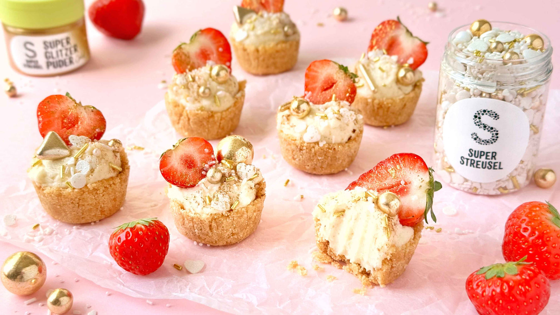 NoBake Mini CheesecakeCups mit Erdbeeren 